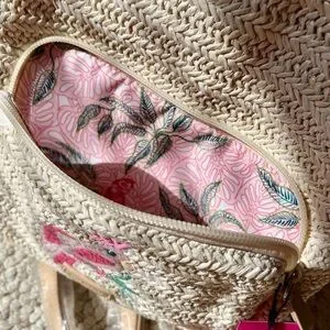 Vera Bradley | Bags | Nwt Vera Bradley Light Natural Mini  display picture 2